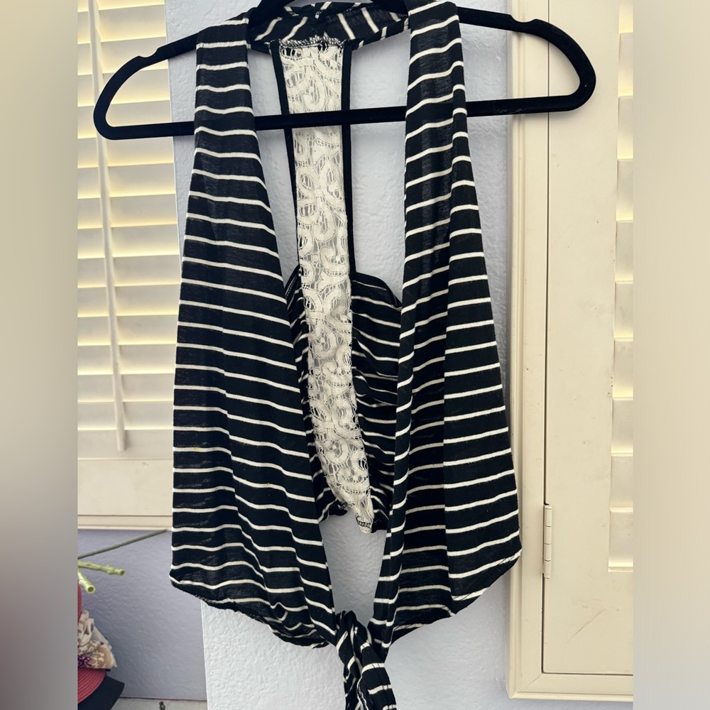ARDEN B VEST black and white stripes with white cotton lace down back versatile